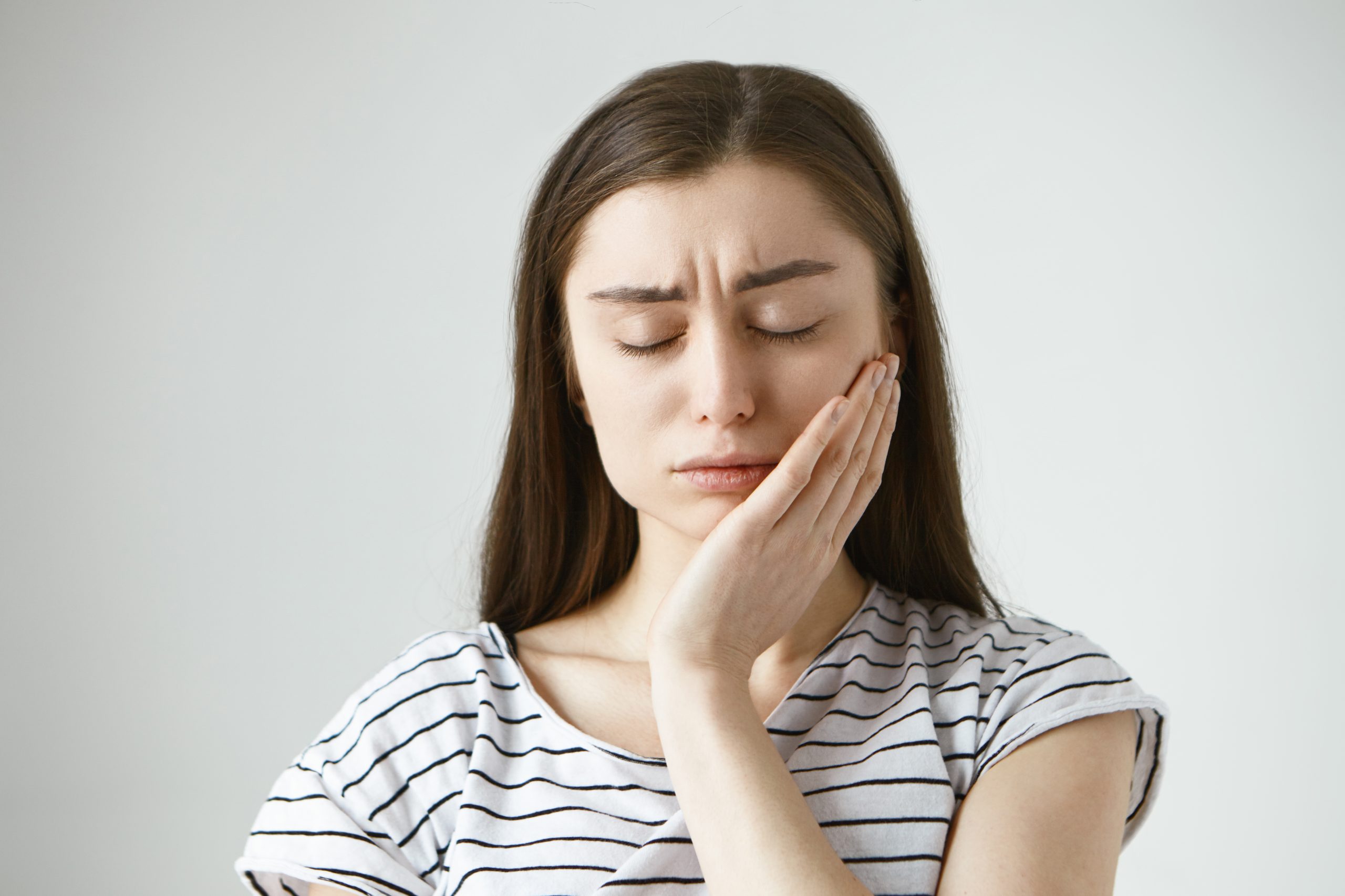 5 Warning Signs That Indicate You Might Need a Root Canal | Simcoe Family Dentistry