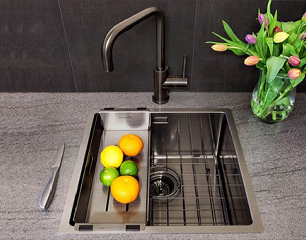 What To Look For When Buying A Kitchen Sink? | by Homewerkz Pte Ltd | Dec, 2022 | Medium