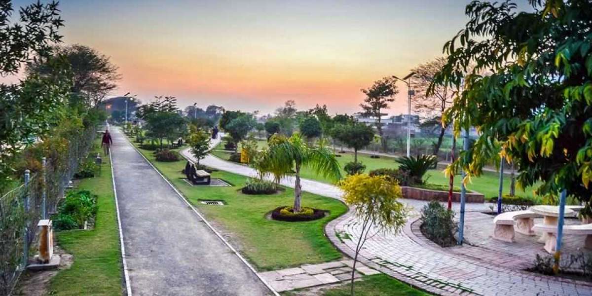 What is Kingdom Valley Islamabad, and how could it be not quite the same as other lodging social orders?