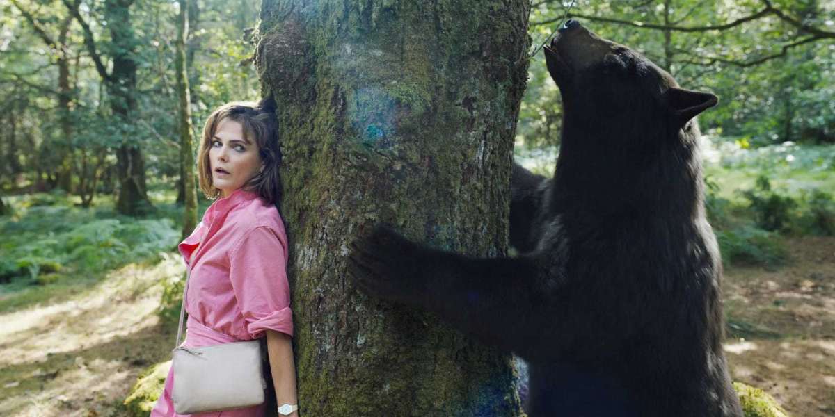 “Cocaine Bear” and “The Quiet Girl,” Reviewed.