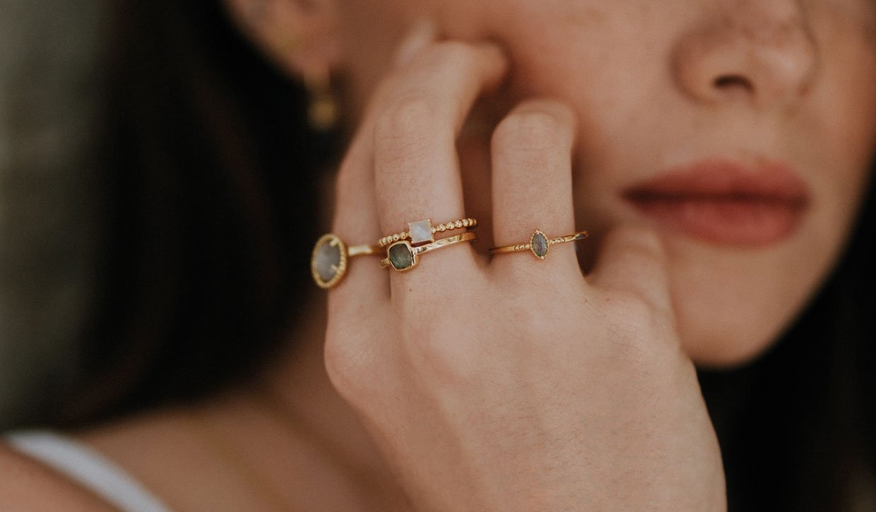 How To Wear Stacking Rings | Gold Stacking Rings | Azuni - Azuni Blog
