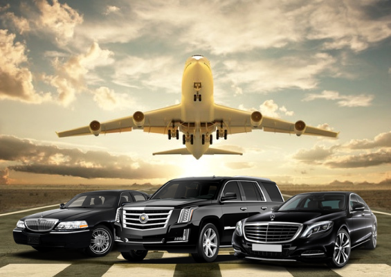 How Does Limousine Service at The Airport Make You Feel at Ease?