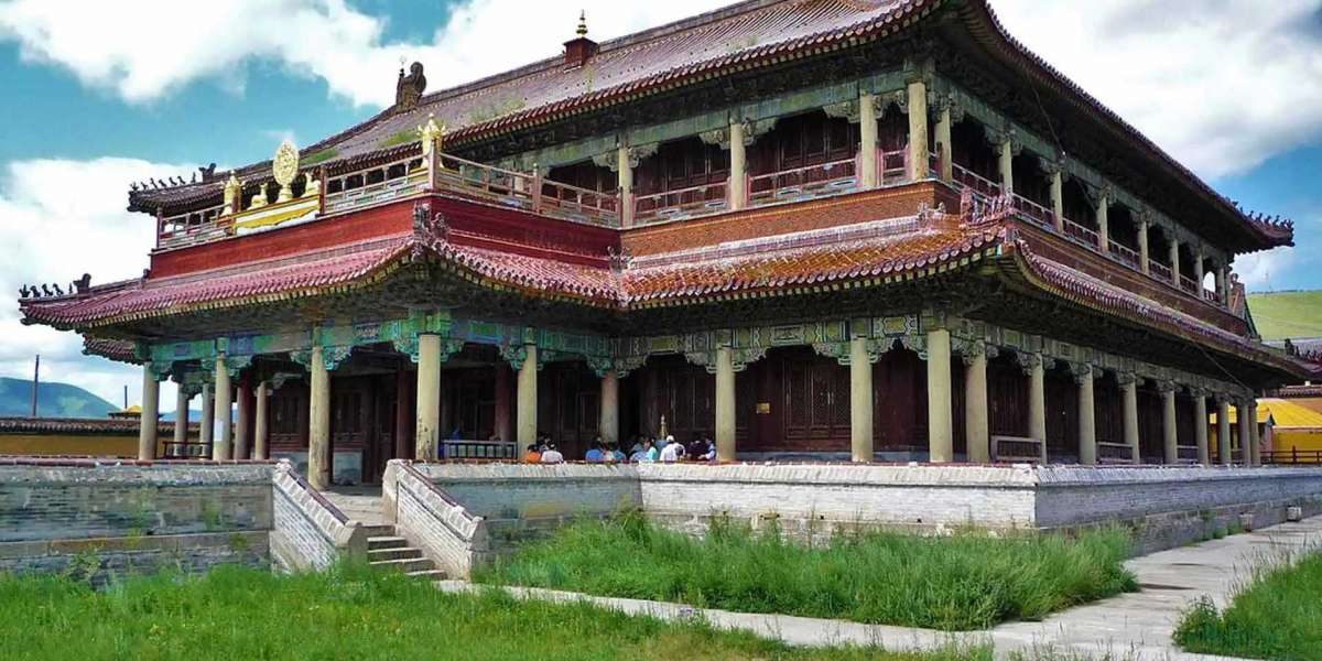 10 Incredible Reasons to Visit Mongolia