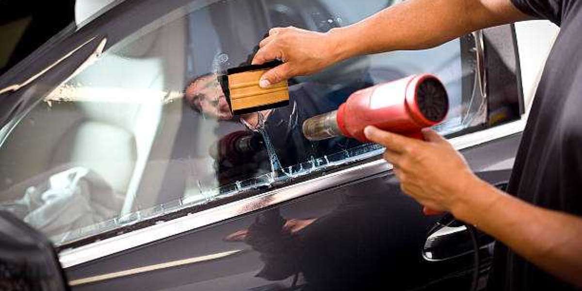 Restore Your Windshield's Integrity with Fast and Effective Auto Glass Repair
