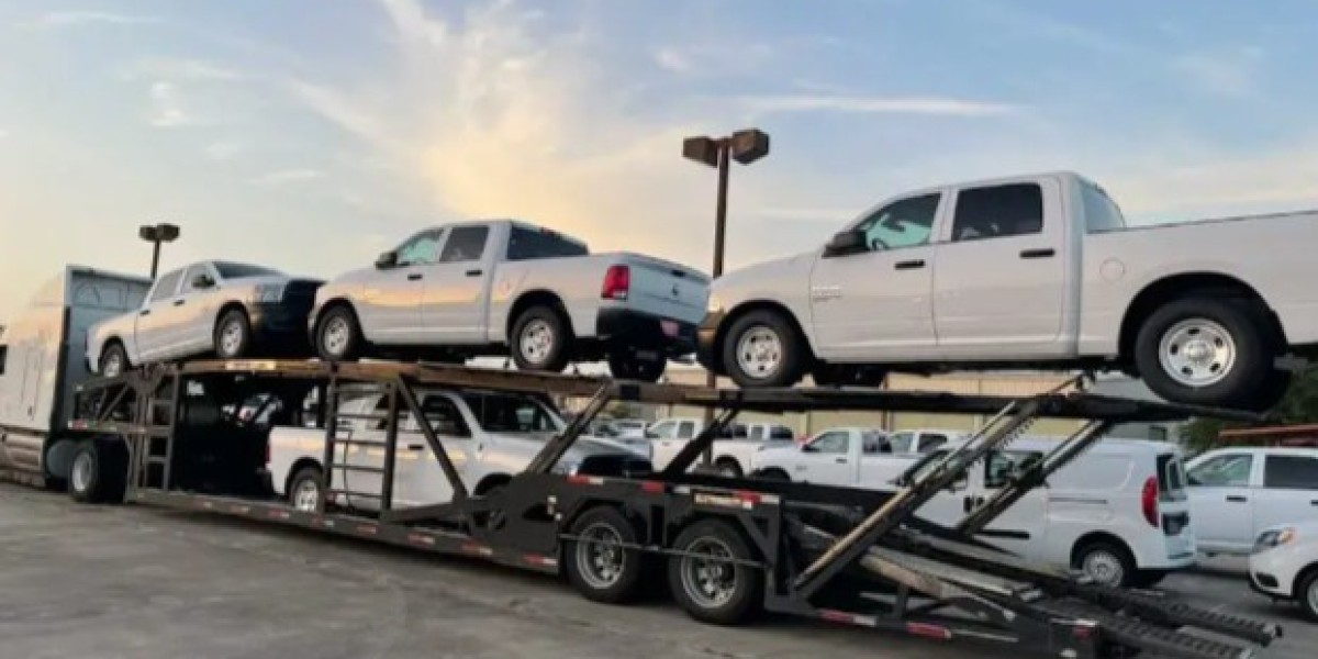 Seamlessly Transporting Your Prized Possessions: Boat Shipping and Auto Shipping Services