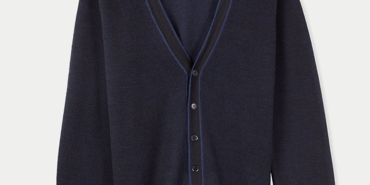 Luxurious Men's Cardigan Cashmere: How to Care for and Maintain Your Investment Piece