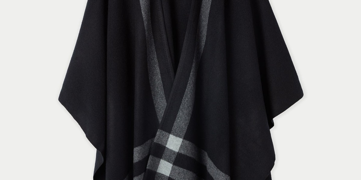 Why Cashmere Ponchos are the Perfect Gift for the Fashionable Woman in Your Life