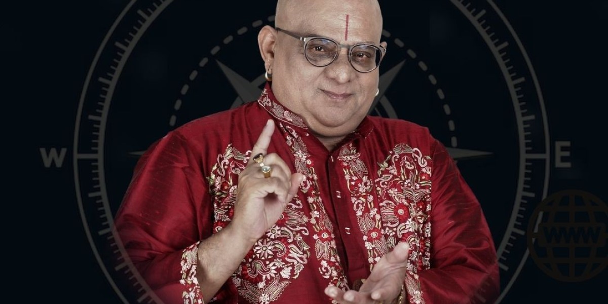 World Famous Astrologer Acharya Indu Prakash: Providing Accurate Kundli Analysis and Vastu Consultation