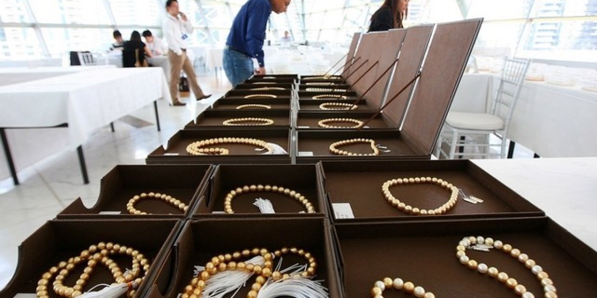The Luxury Jewelry Market in the UAE: A Growing Opportunity