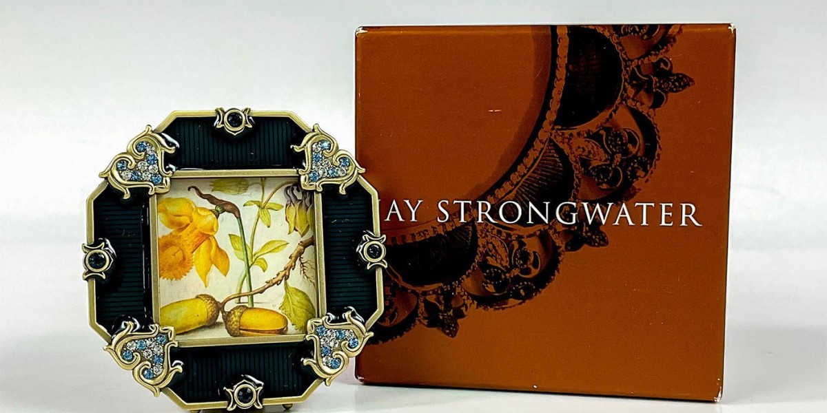 The Art of Luxury: Exploring the Intricate Designs and Impeccable Craftsmanship of Jay Strongwater