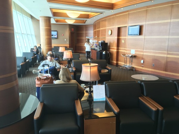 https://airportslounges.com/jfk-lounges/kal-first-class-lounge-jfk-terminal-1/