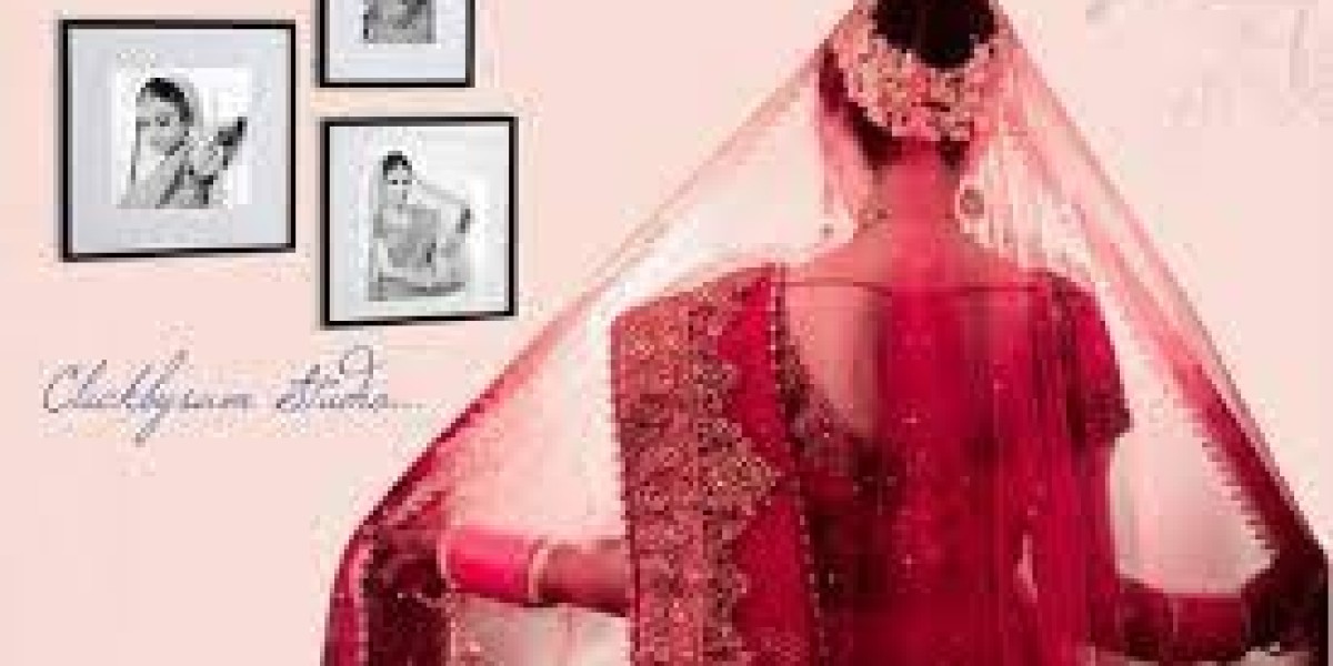 Destination Wedding Photographer in Delhi: Capturing Eternal Love with Clickbysam Studio