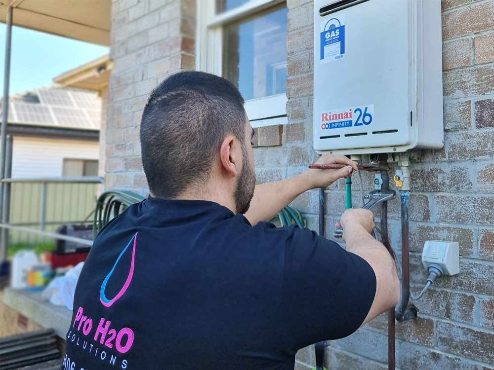 Local Plumber Sydney, Plumbing Services Sydney | Pro H2O Solutions