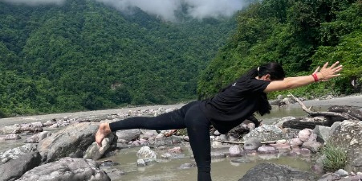 100 Hours to Transform: Elevate Your Practice with Yoga Teacher Training in Rishikesh