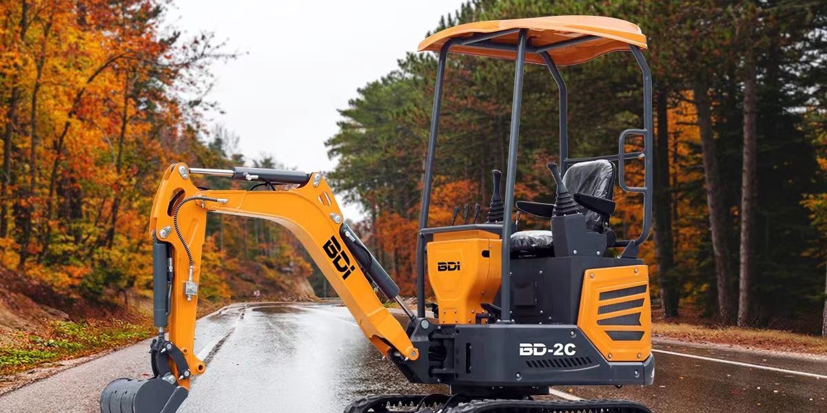 The Difference Between Mini Excavators in BC and Ontario: Finding the Right Machine for Your Construction Needs