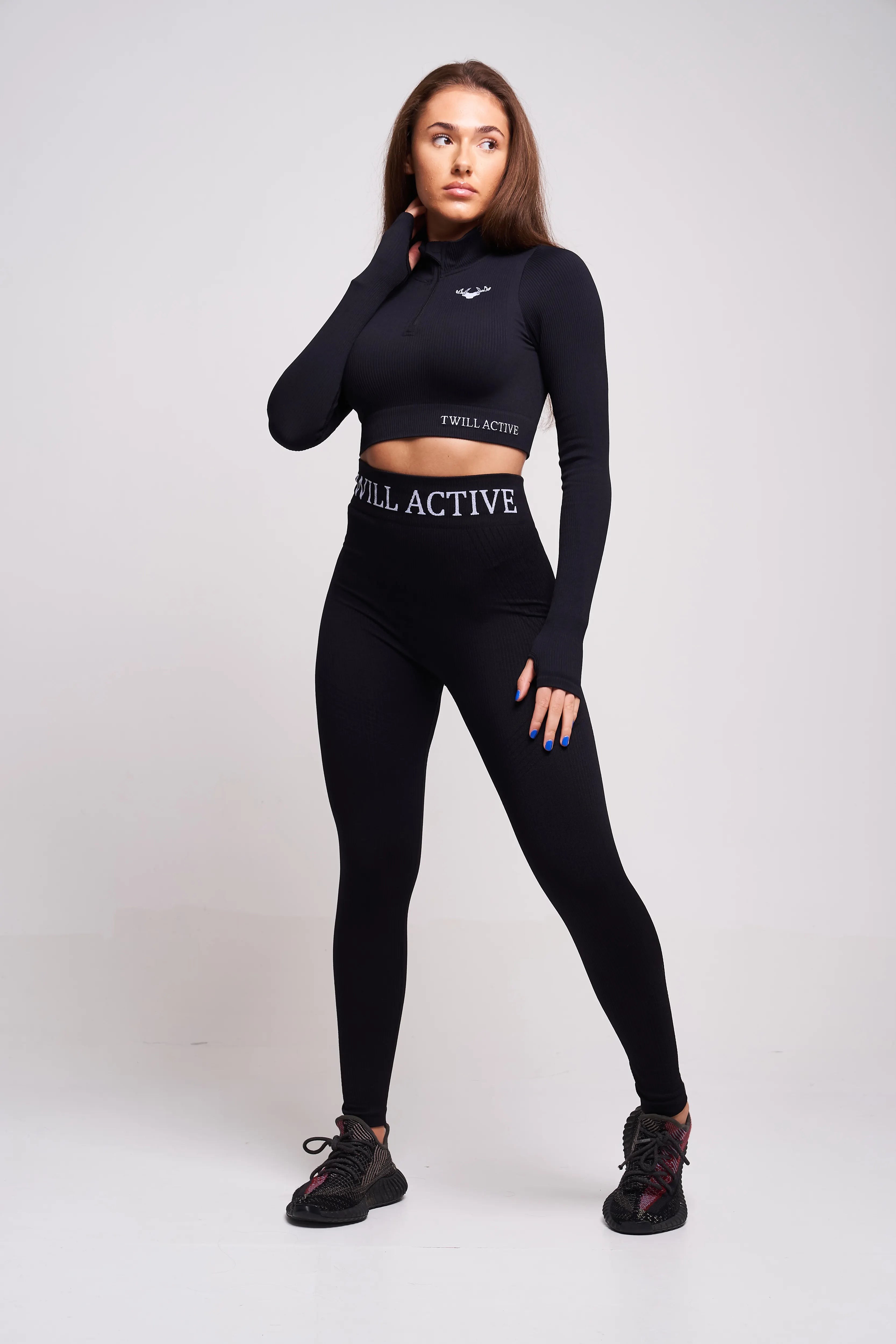 Elevate Your Workout: The Perfect Blend of Comfort and Style with a Long Sleeve Active Top