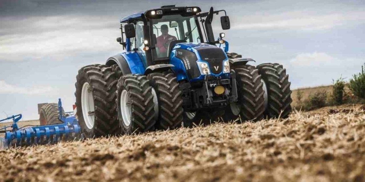Japan Agricultural Machinery Market Size, Trend Report Forecast to 2032.