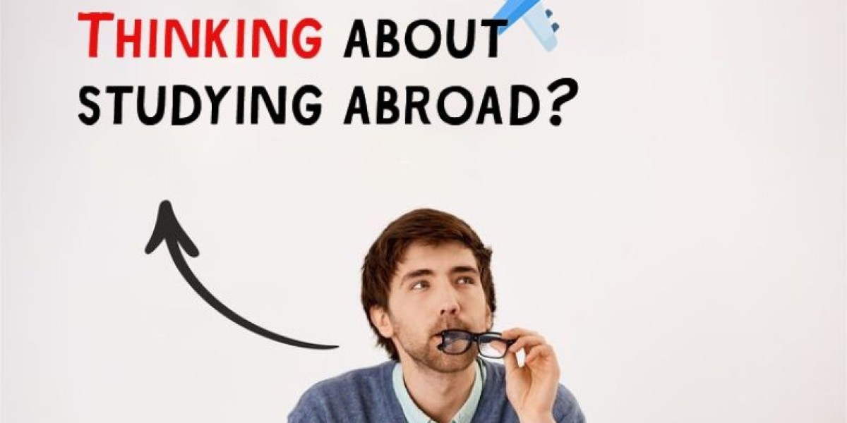 Creating a Realistic Budget for Your Study Abroad Experience