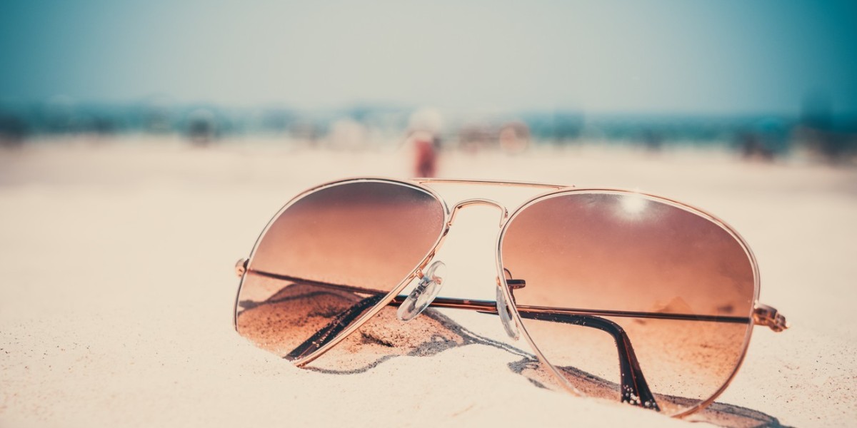 Tips on How to Choose the Pair of Sunglasses That Work for You the Best