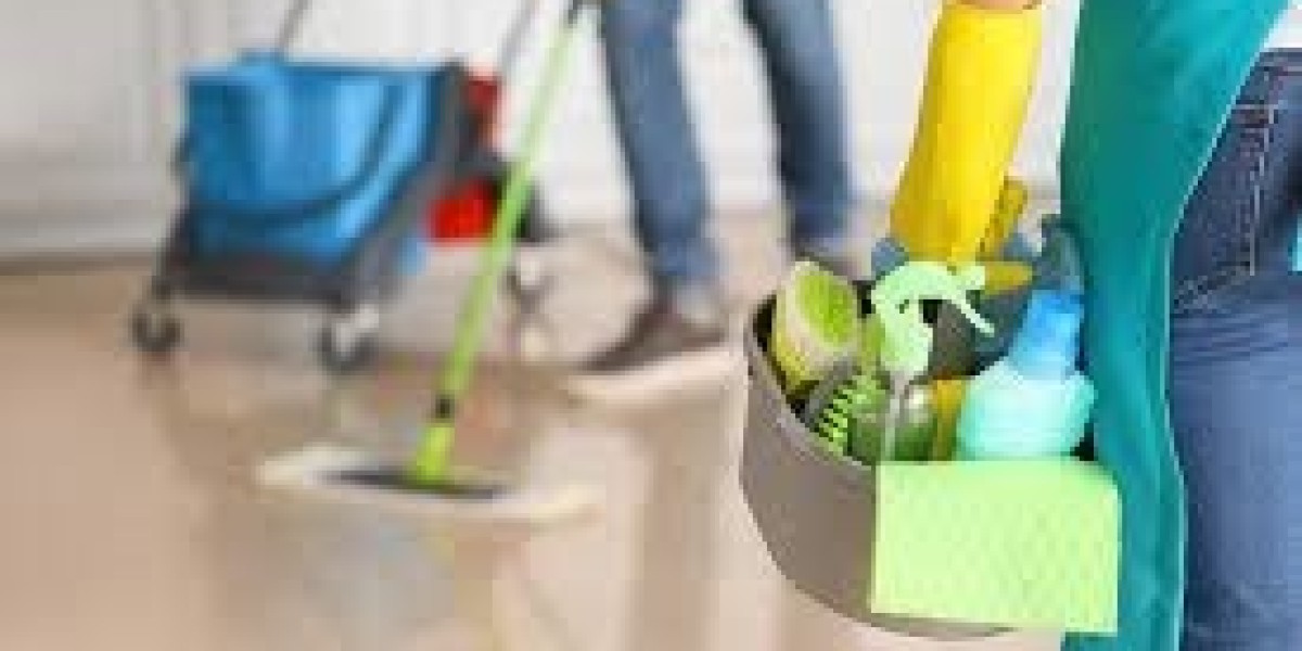 House Cleaning vs. DIY: Weighing the Options