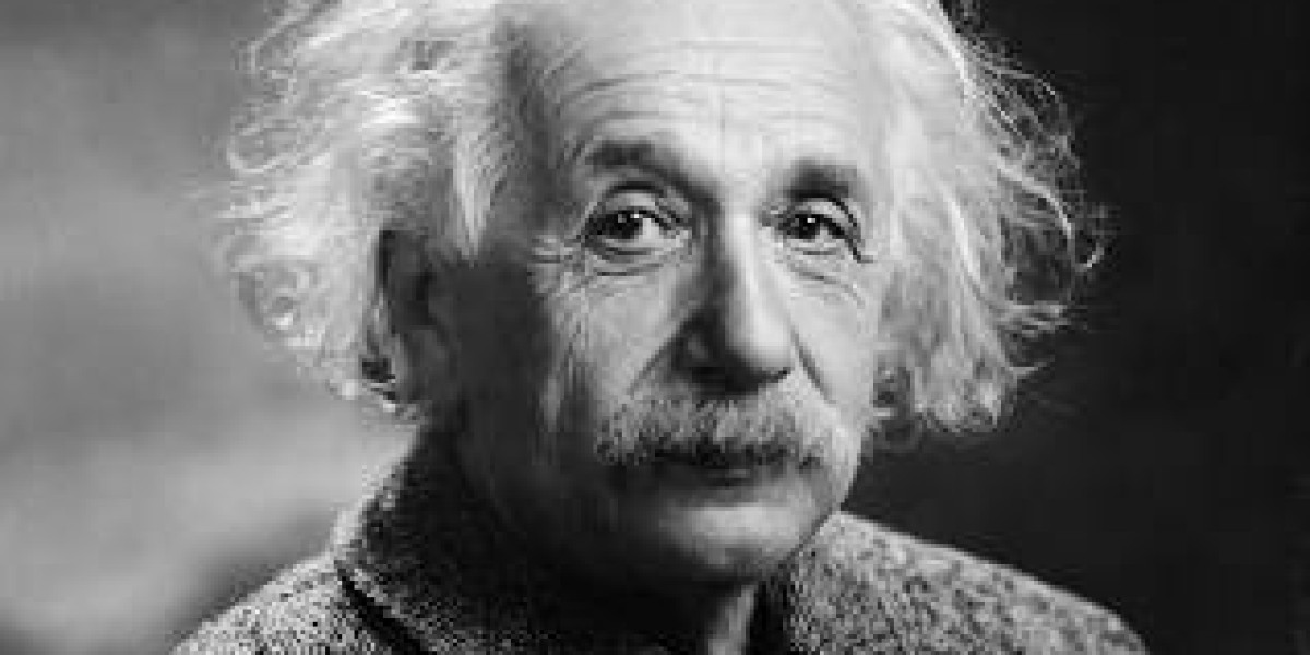 Albert Einstein | The Genius Who Revolutionized Science