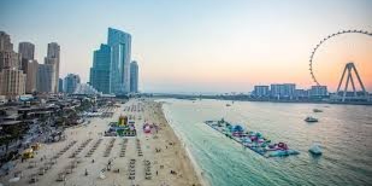 Exploring Jumeirah Beach Residence: A Traveler's Guide