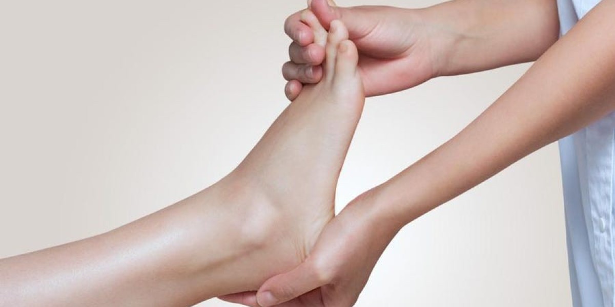 Physiotherapy for Plantar Fasciitis in Surrey