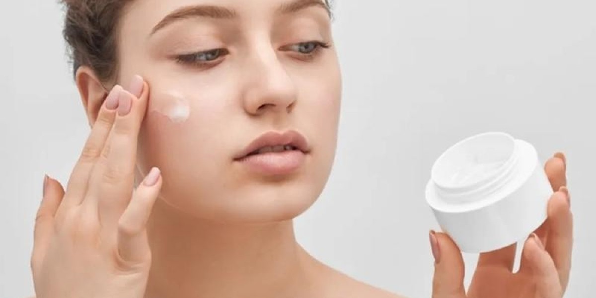 Global Anti-Wrinkle Products Market Size, Share, Growth Report 2030