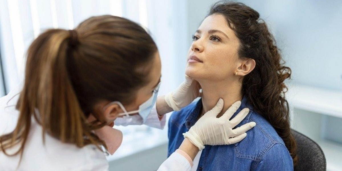 Managing Thyroid and Parathyroid Health in Houston
