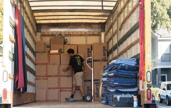 How to Choose the Right Movers and Packers: A Comprehensive Guide