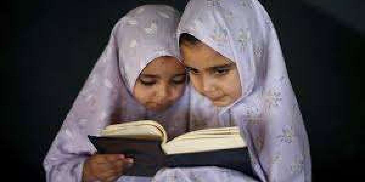 Enhancing Islamic Education: The Function of Online Quran Academy and Educational Techniques