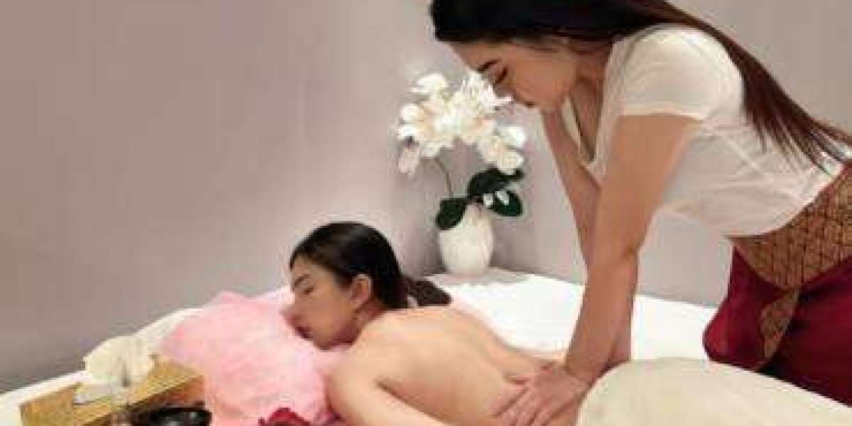 Rejuvenate Your Senses: Exploring Arabic and Russian Massage in Dubai