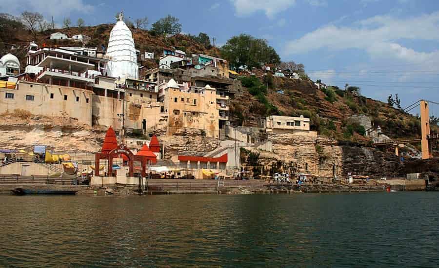 How to Reach Omkareshwar Temple by Bus, Taxi, Train and Flight