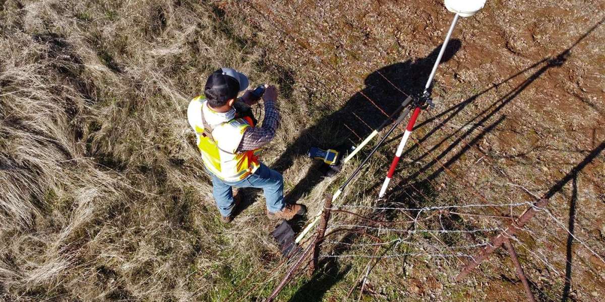 Why Partner with a Surveyor Technician in Tulsa Oklahoma?