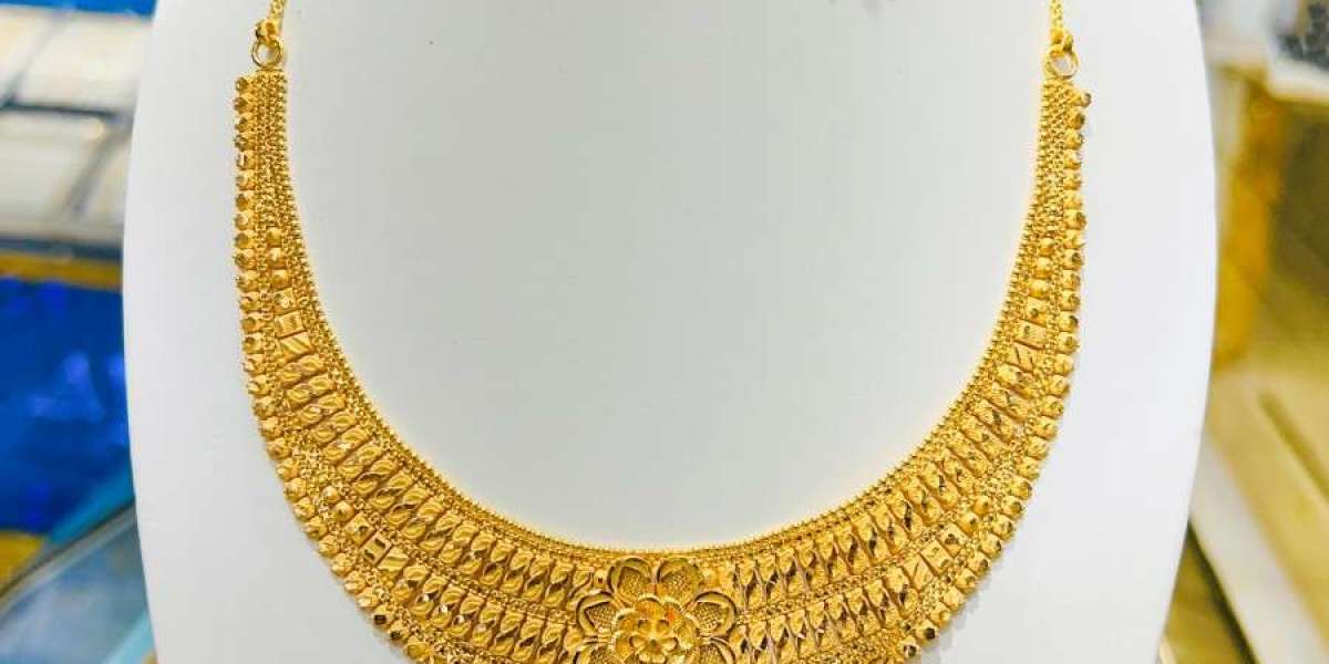 Indian Gold Sets: A Glimpse into Timeless Elegance