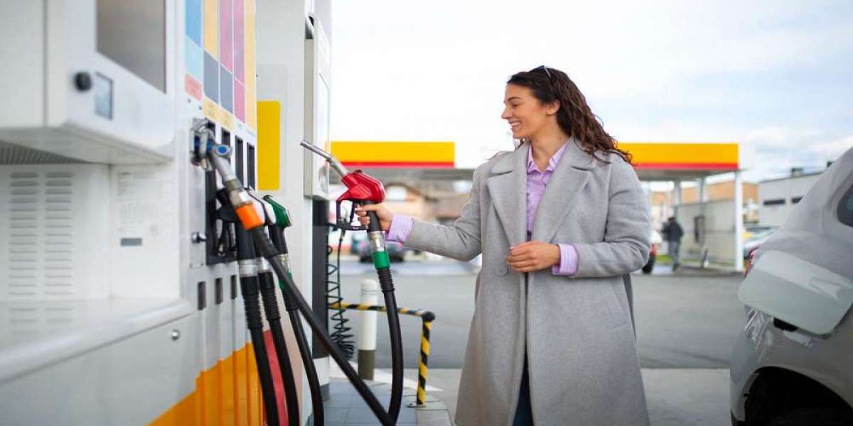 On-Demand Fuel Delivery: The Convenience of Booster Fuels and Gasoline Delivery Services