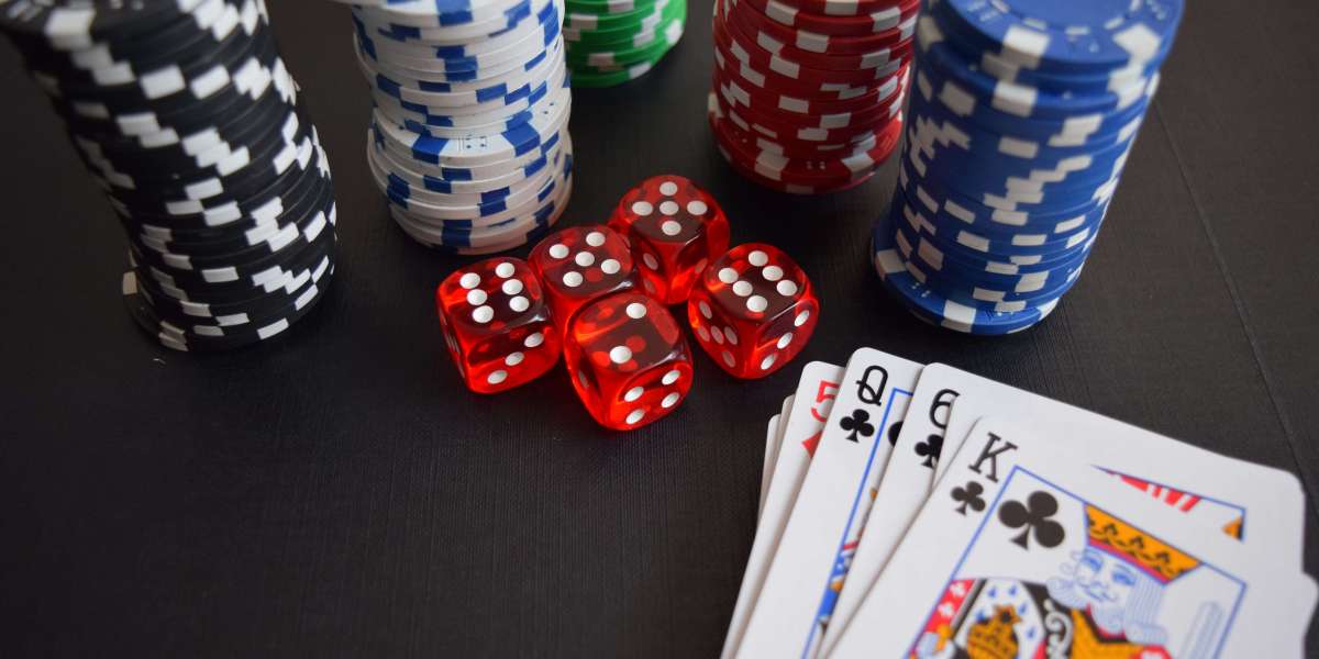 Estrategias de Blackjack - Doblar con un 11 fuerte aumenta sus posibilidades de ganar en un 20%.