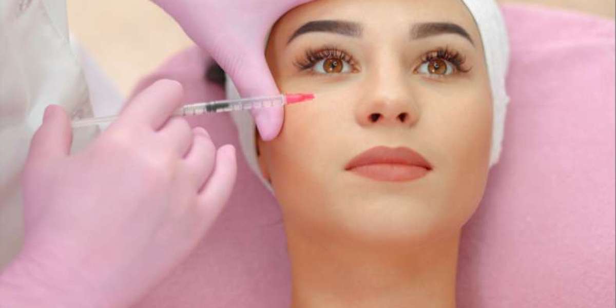 Revolutionize Your Skin: Unveiling the Magic of Dermapen Treatment in Dubai!