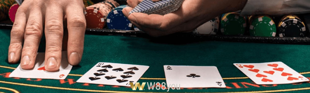 Cách chia bài Poker như thế nào? Một số mẹo vặt chia bài