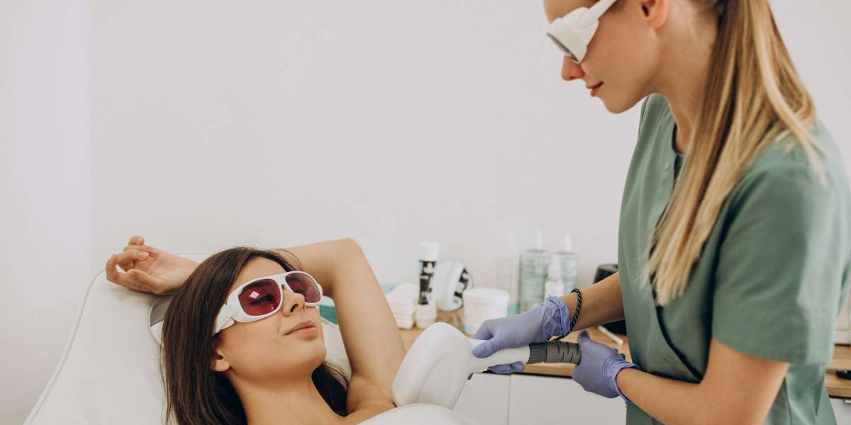 Shine Bright: The Minimal Downtime Appeal of Laser Procedures in Dubai