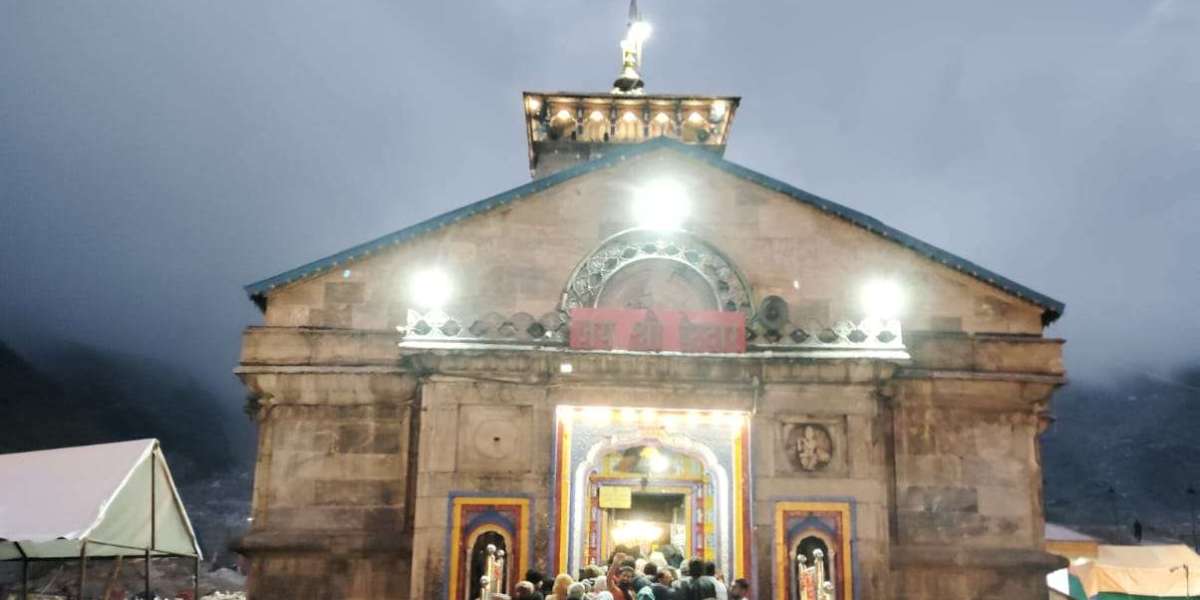 Kedarnath one of the jyotirlinga of India