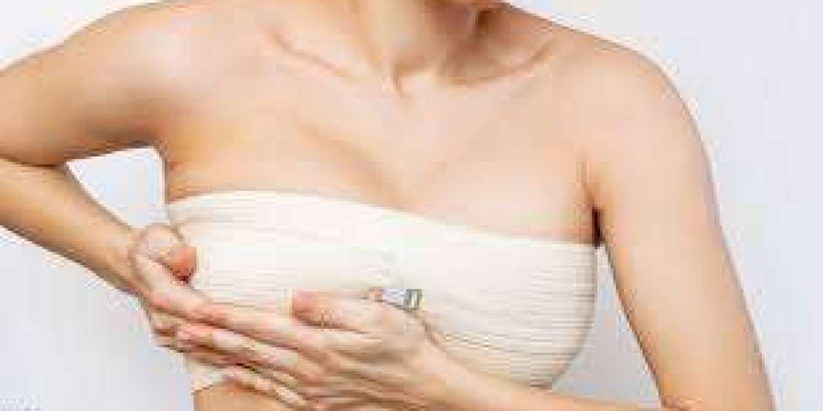 Dubai's Aesthetic Oasis: The World of Breast Augmentation