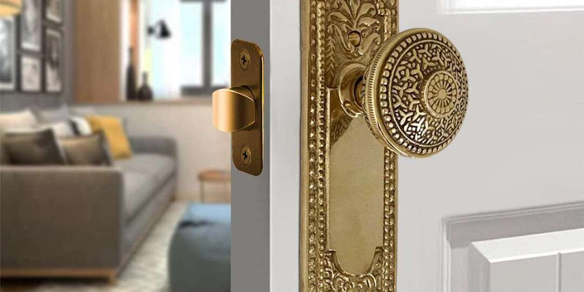 Interior locking door knobs