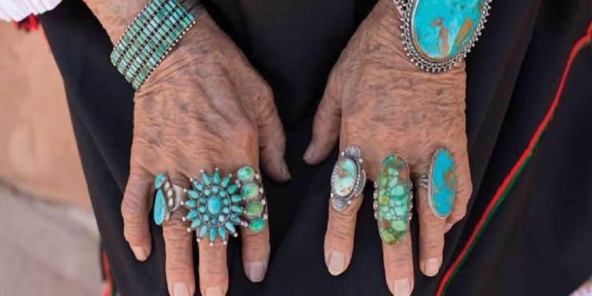 Find the Flexibility of Turquoise Jewelry for Each Season: It's Something other than an Ocean side Gem