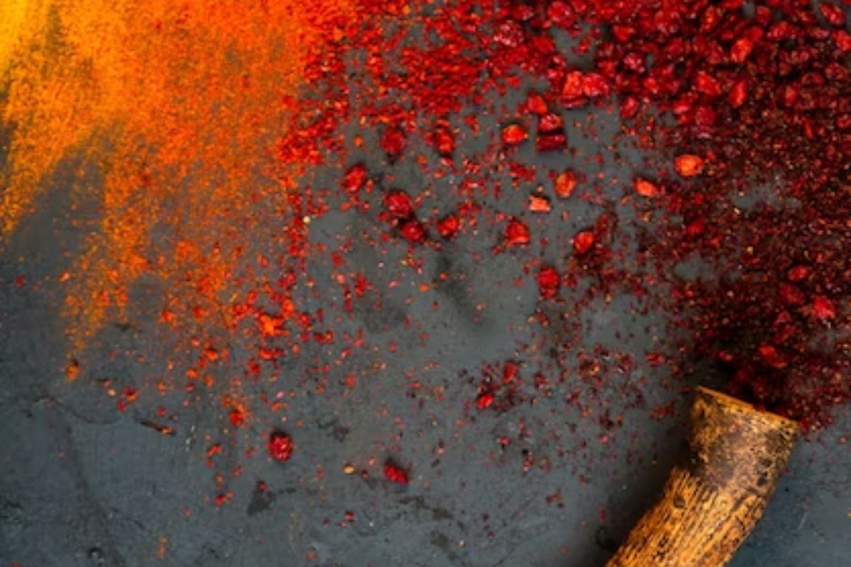 Flavorful Fire: Exposing the Food Secrets of Red Chilli Powder