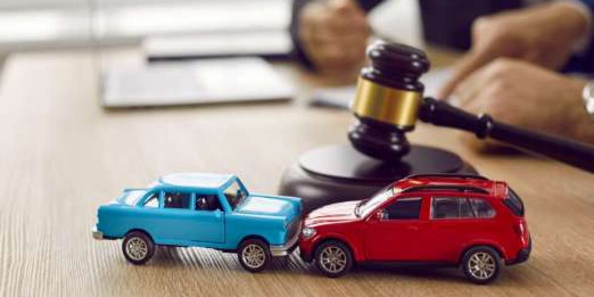 Texas Road Justice: Navigating Truck Accident Claims with an Expert Lawyer