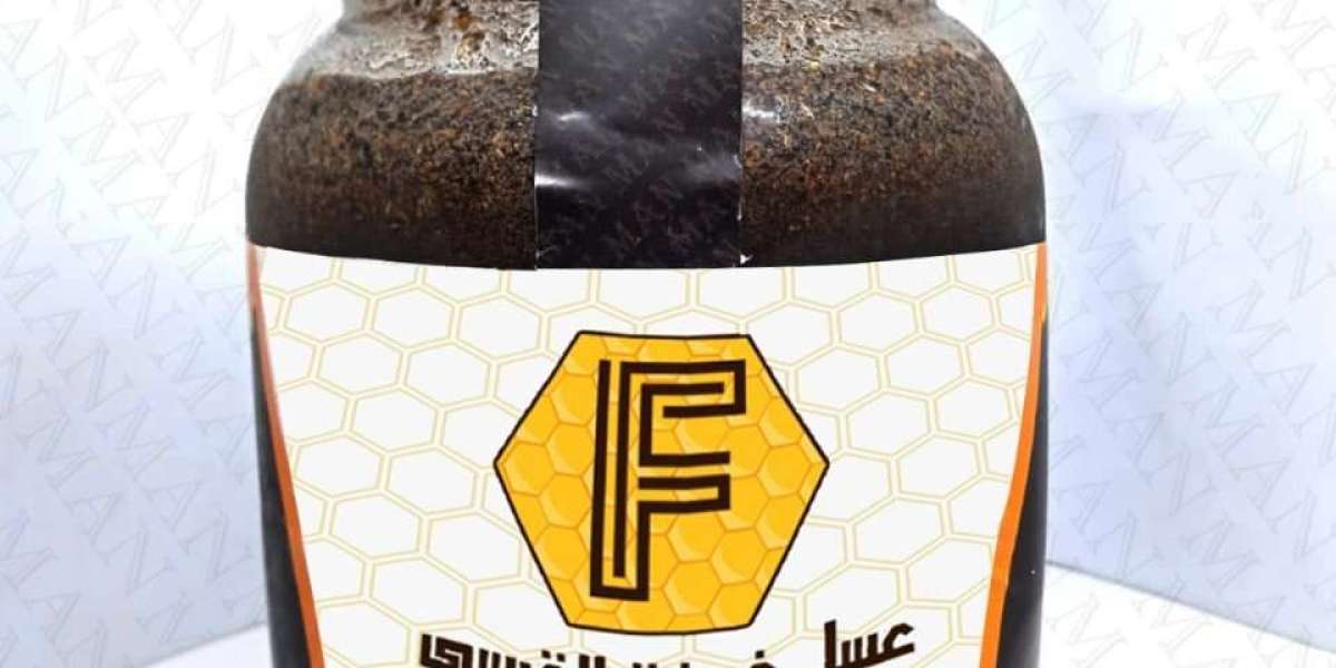 "The Sweet Elixir: Exploring the Health Benefits of Honey"