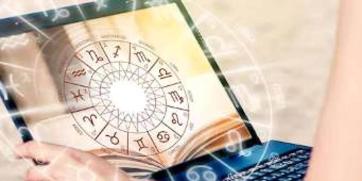 Exploring the Rising Trend: India’s Freelancing Portal Astrologers