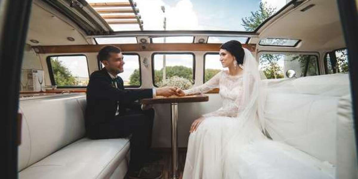 Rolling in Style: Elevate Your Wedding Day with Los Angeles Transportation