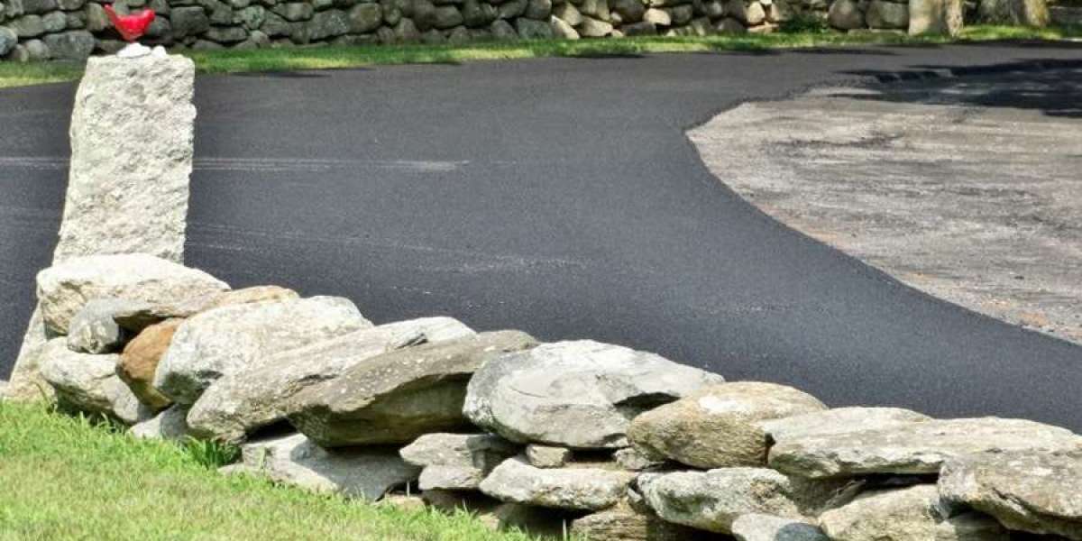 driveways and commercial paving
